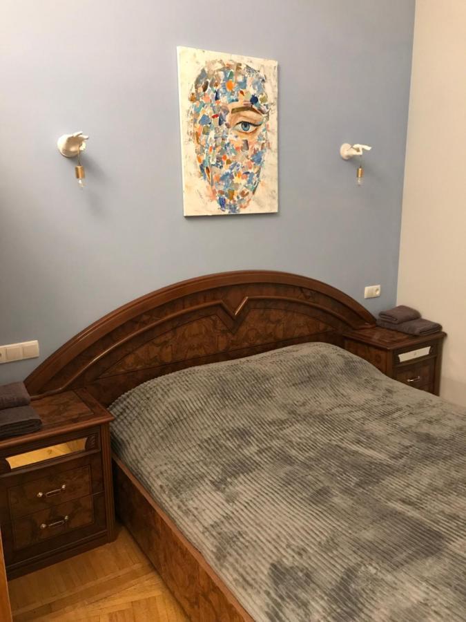 Ermitage Apt, в центрі дніпра Apartment Dnipro